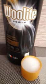 Гель для стирки Woolite Premium Dark фото