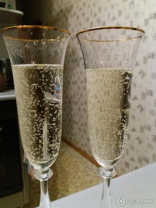 Невская жемчужина золотая игристое вино