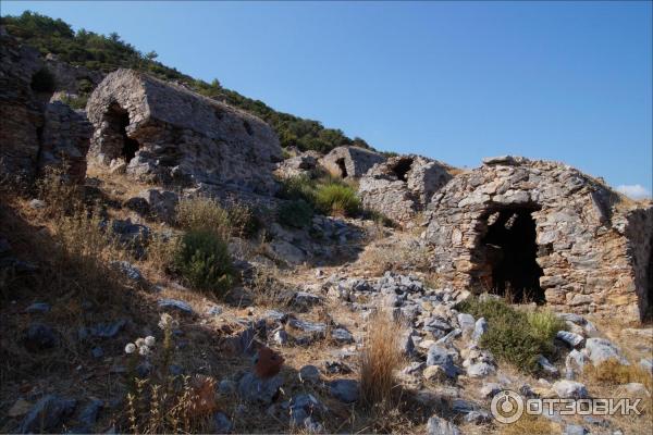 некрополь (necropolis) Анемуриума (Anemurium)