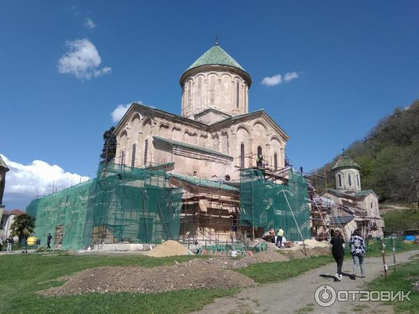 Гелатский монастырь (Грузия, Кутаиси) фото