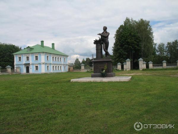 Музей-заповедник А. С Грибоедова Хмелита (Россия, Вязьма) фото