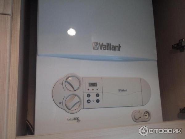 Газовый настенный котел Vaillant TurboTEC Pro VUW 242/3-3 фото