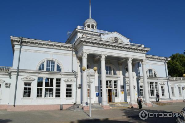 Отзыв о Вокзал г. Ейск (Россия, Краснодарский край) лицо города