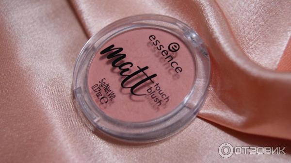 Румяна матовые Essence Matt touch blush фото