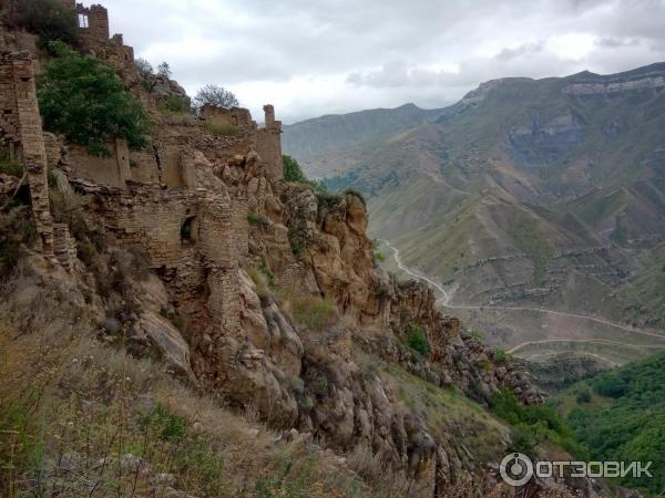 Экскурсия по старинному селу Гамсутль (Россия, Дагестан) фото