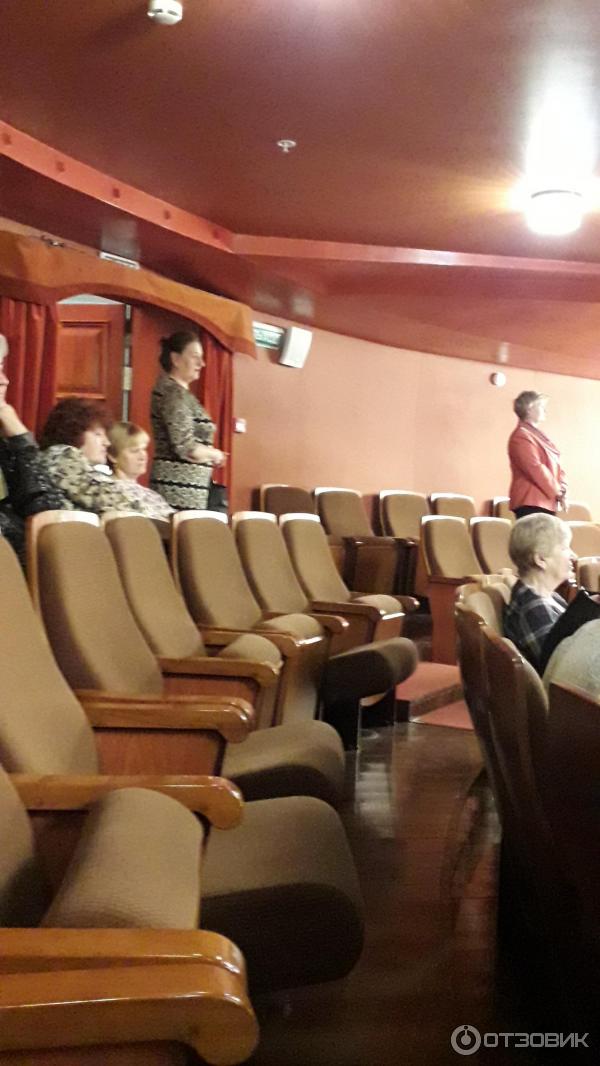 Орский государственный драматический театр им. А. С. Пушкина (Россия, Орск) фото