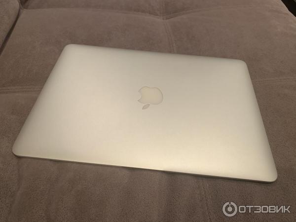 MacBook Air (13-inch, 2017)