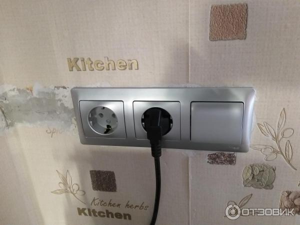 Розетки и выключатели Schneider Electric Glossa фото