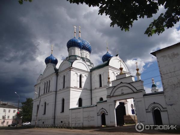 Экскурсия по г. Углич (Россия) фото