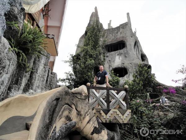 Crazy House 9