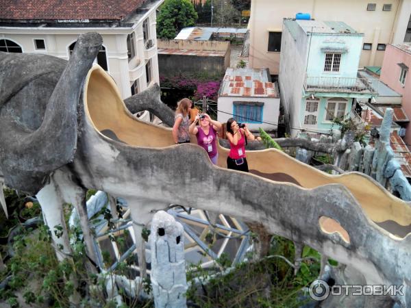 Crazy House 12