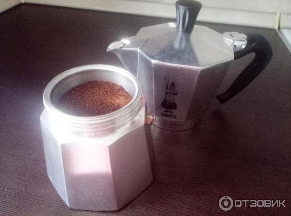 Гейзерная кофеварка Bialetti Mukka Express фото