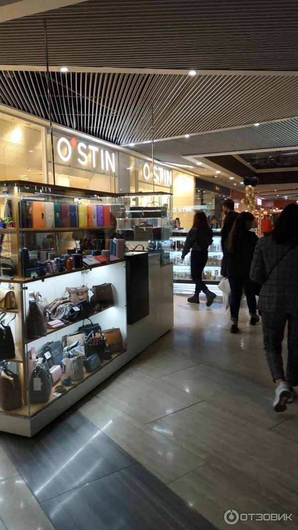 Проспект кирова цум симферополь. Магазин магазинчик симферополь. Симферополь цум кирова 19. Магазины в крыму. Симферополь какие есть магазины.