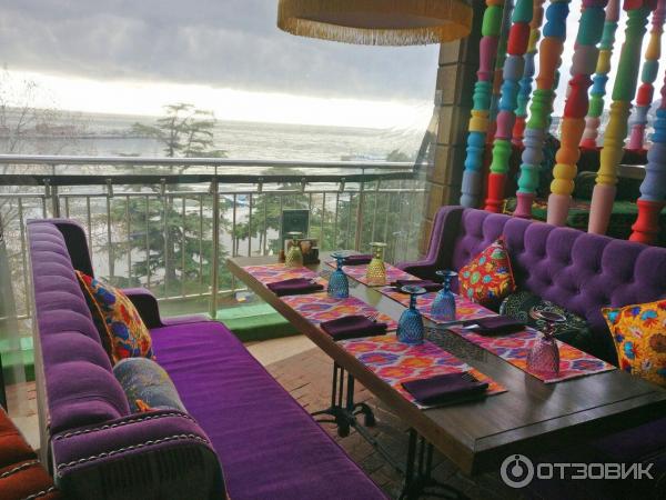 Чайхана павлин мавлин москва. Чайхона альметьевск эссен. Чайхана ялта. Чайхона павлин мавлин химки. Чайхана павлин мавлин москва.