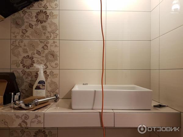 Затирка подчеркивает все косяки плиточников.