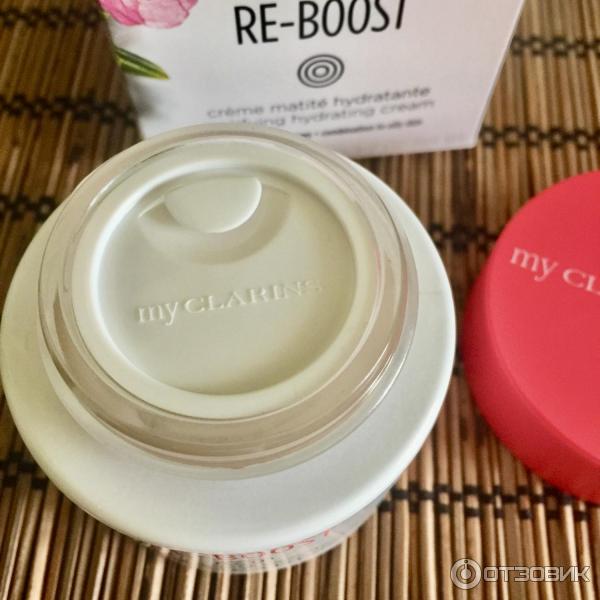 Матирующий крем для молодой кожи Clarins My Clarins Re-boost фото