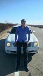 Автомобиль Nissan Cedric седан фото