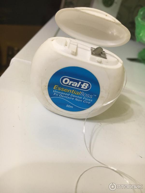 Зубная нить Oral-B Essential Floss фото