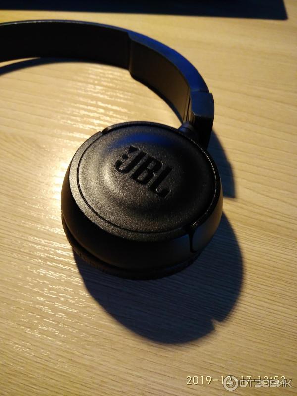 Jbl 450 bt. JBL t450bt. Наушники JBL 450bt.