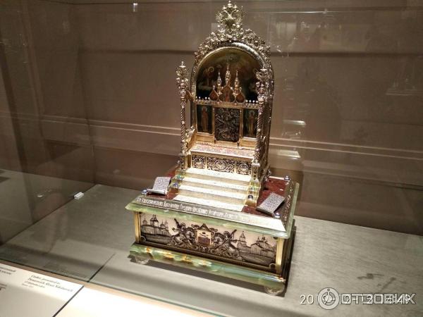 Выставка Фаберже и придворные ювелиры в Историческом музее (Россия, Москва) фото