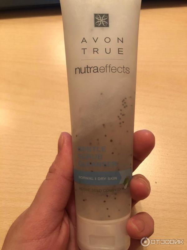 Очищающий скраб для лица Avon NutraEffects фото