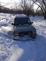 Автомобиль Land Rover Discovery 2 внедорожник фото