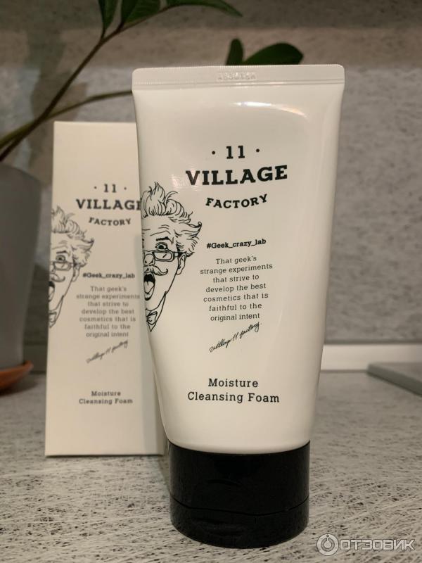 Увлажняющая пенка для умывания Village 11 Factory Moisture Cleansing Foam фото